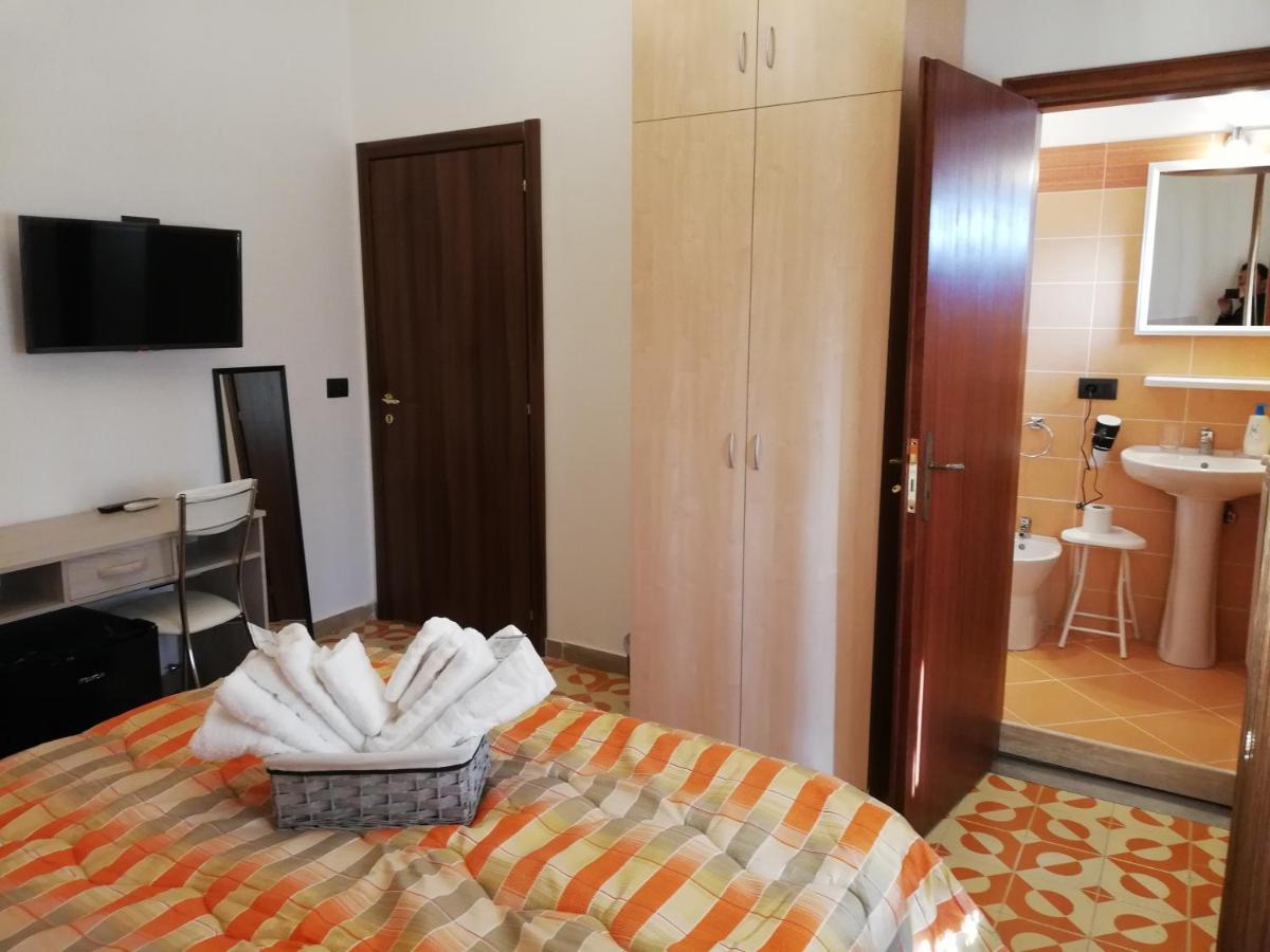 B&B Centrum 帕尔米 外观 照片