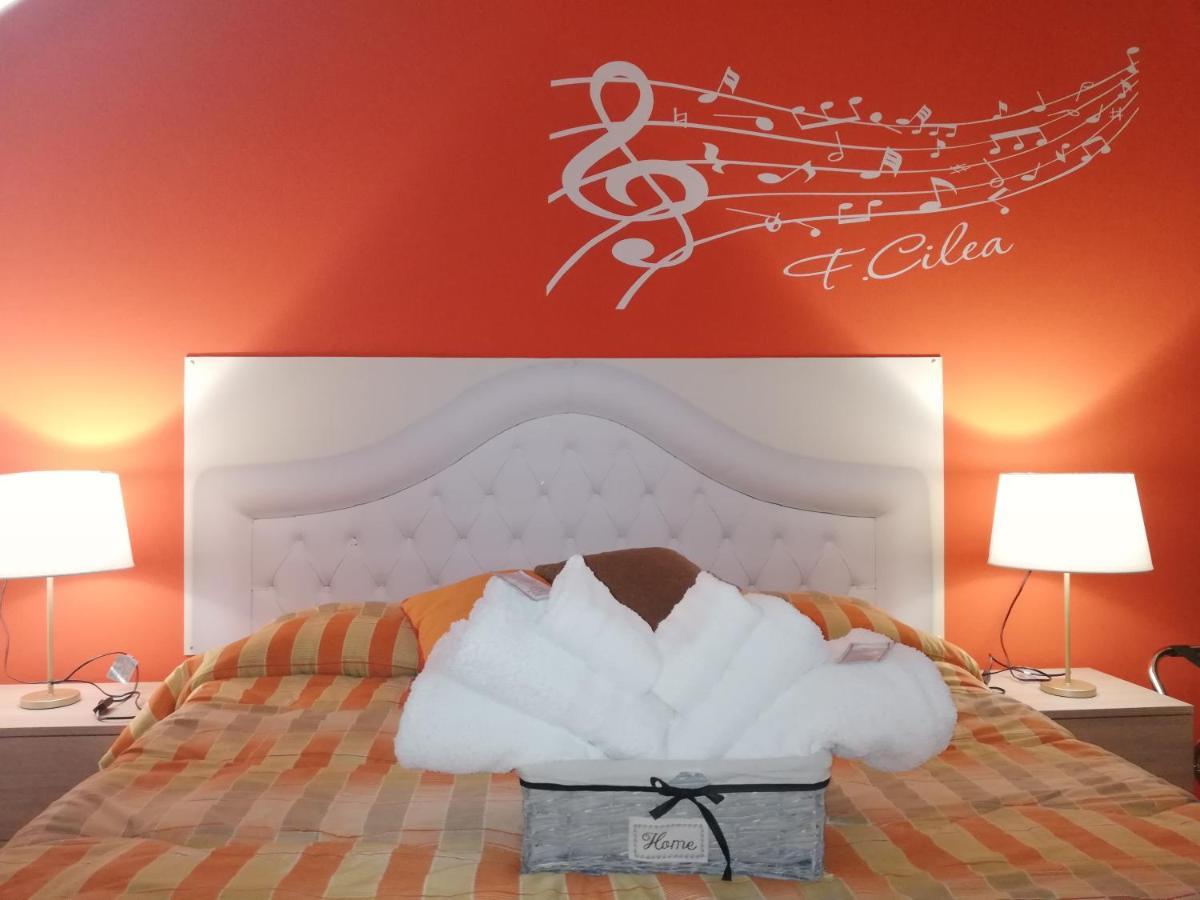 B&B Centrum 帕尔米 外观 照片